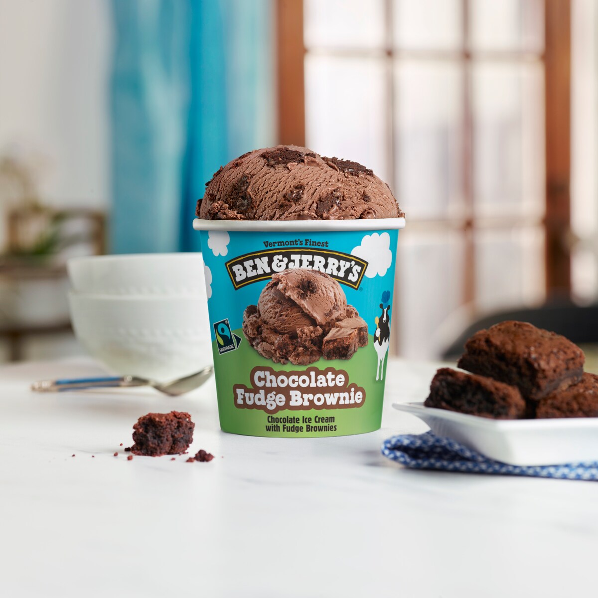 Chocolate Fudge Brownie Helado - Pint 4 / 4